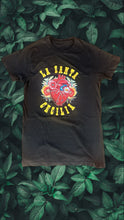 Load image into Gallery viewer, Corazon Bordado T-Shirt